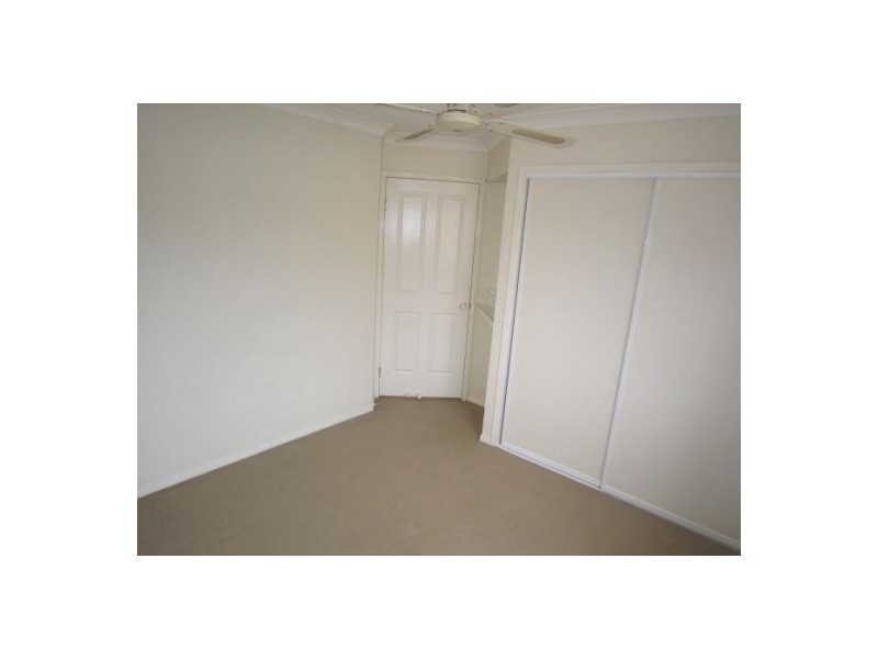 1/38-40 Robert Street, Labrador QLD 4215