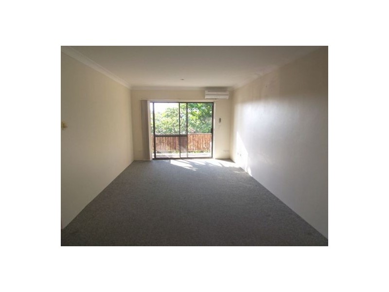 3/109-111 High Street, Southport QLD 4215