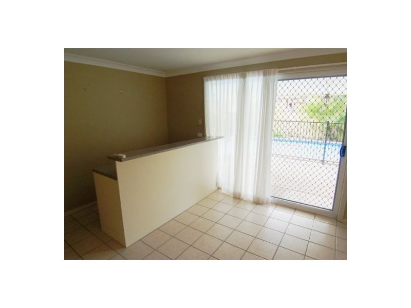 2 Naranja Crescent, Benowa QLD 4217