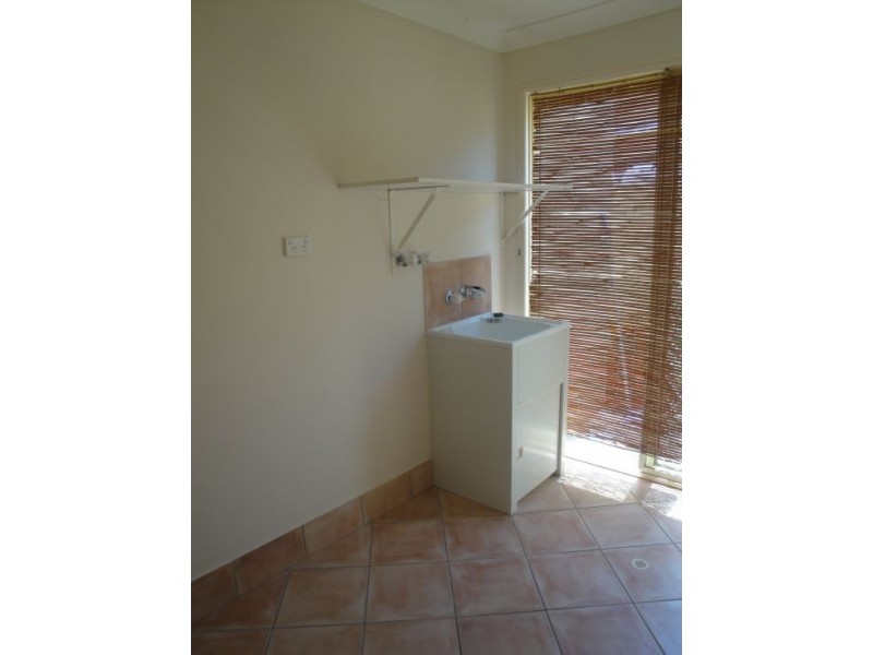 10 Calcetto Place, Arundel QLD 4214