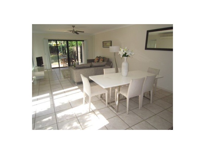 1/3 Dowling Drive, Southport QLD 4215