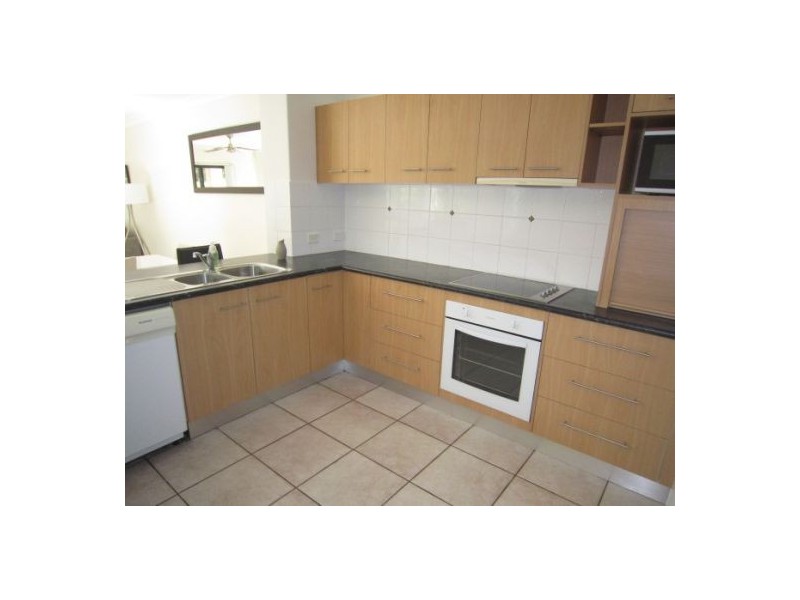 1/3 Dowling Drive, Southport QLD 4215