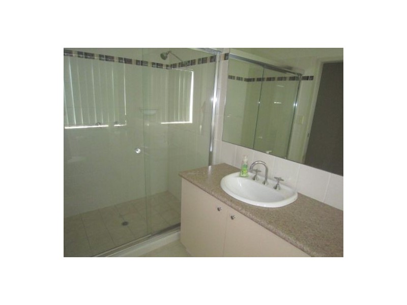 1/3 Dowling Drive, Southport QLD 4215