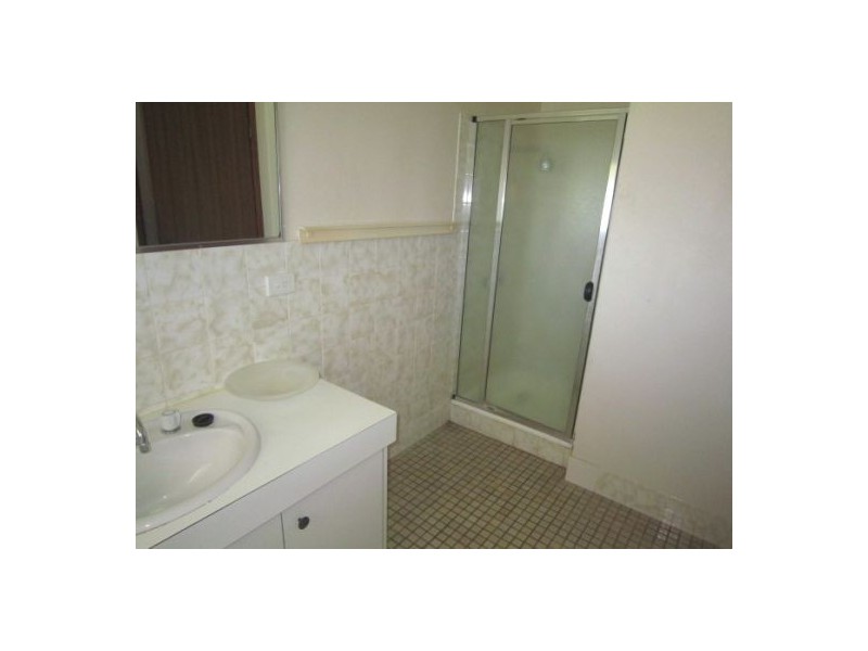 52 Cotlew St, Southport QLD 4215