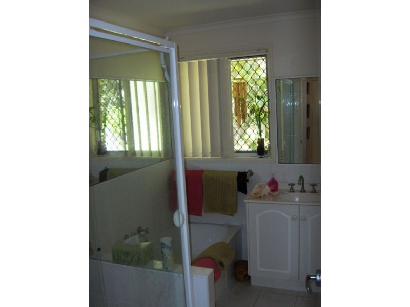 8/71 Benowa Road, Southport QLD 4215