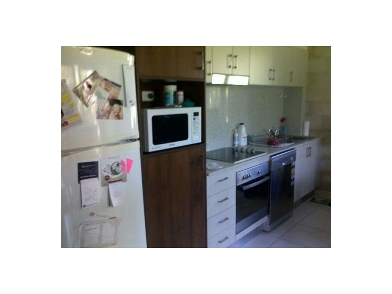 1/148 High Street, Southport QLD 4215