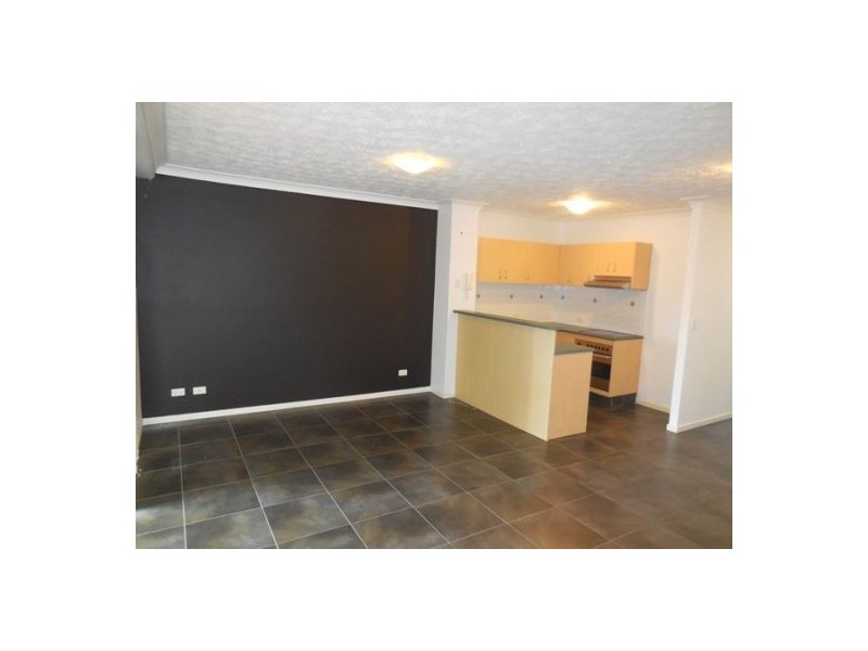 50/148 Marine Parade, Southport QLD 4215