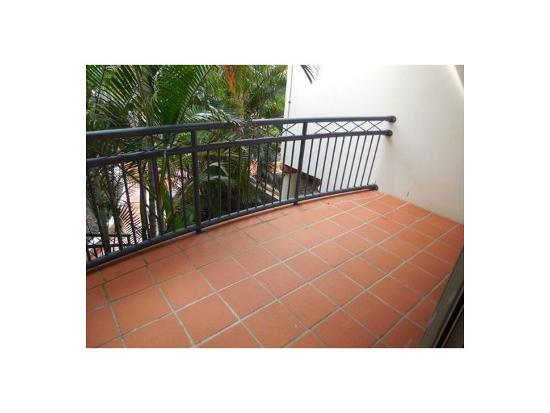 50/148 Marine Parade, Southport QLD 4215