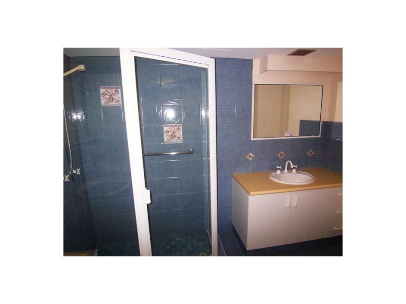 6a/114 Marine Parade, Southport QLD 4215