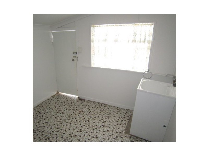 1/12 Fisher Avenue, Southport QLD 4215