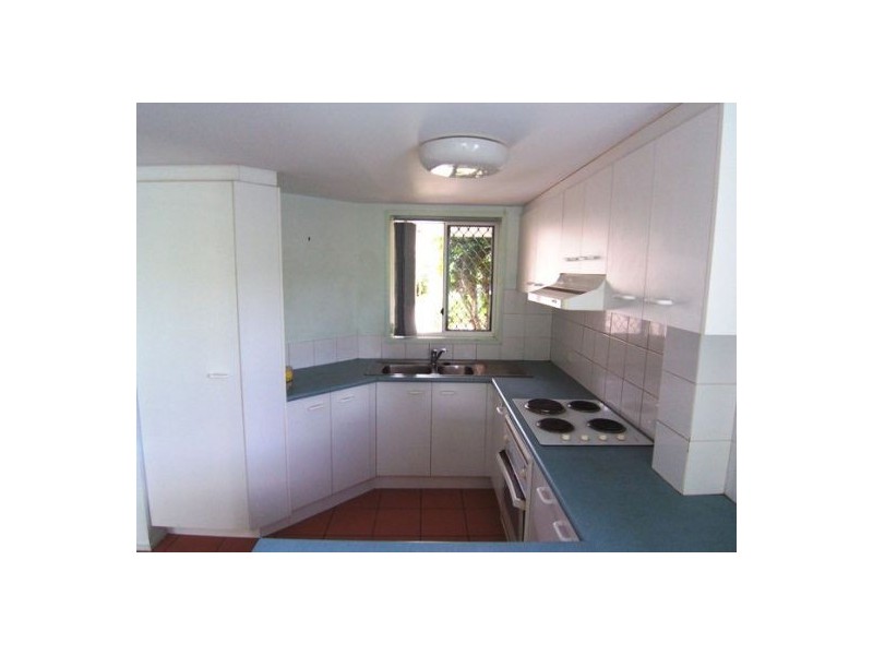 3/90 Pohlman Street, Southport QLD 4215