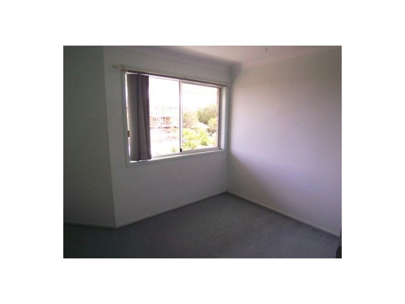 3/90 Pohlman Street, Southport QLD 4215