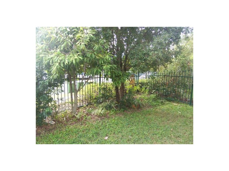 3/90 Pohlman Street, Southport QLD 4215