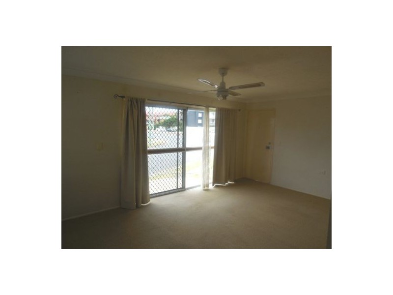 2/49 Railway Street, Southport QLD 4215