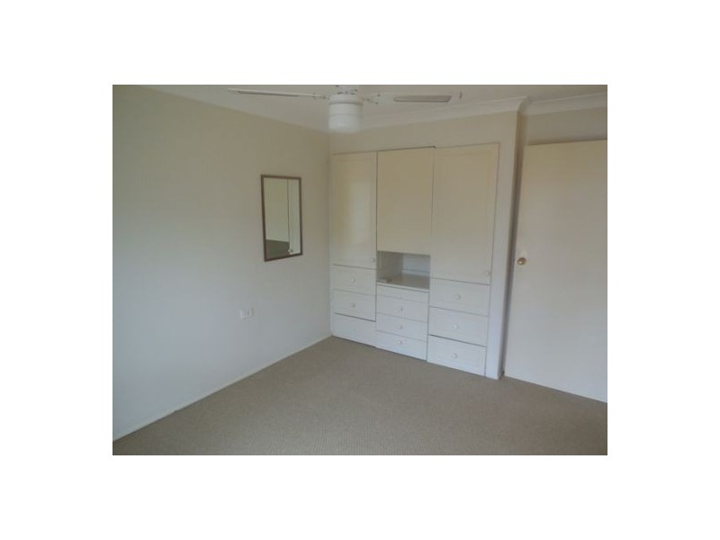 2/49 Railway Street, Southport QLD 4215