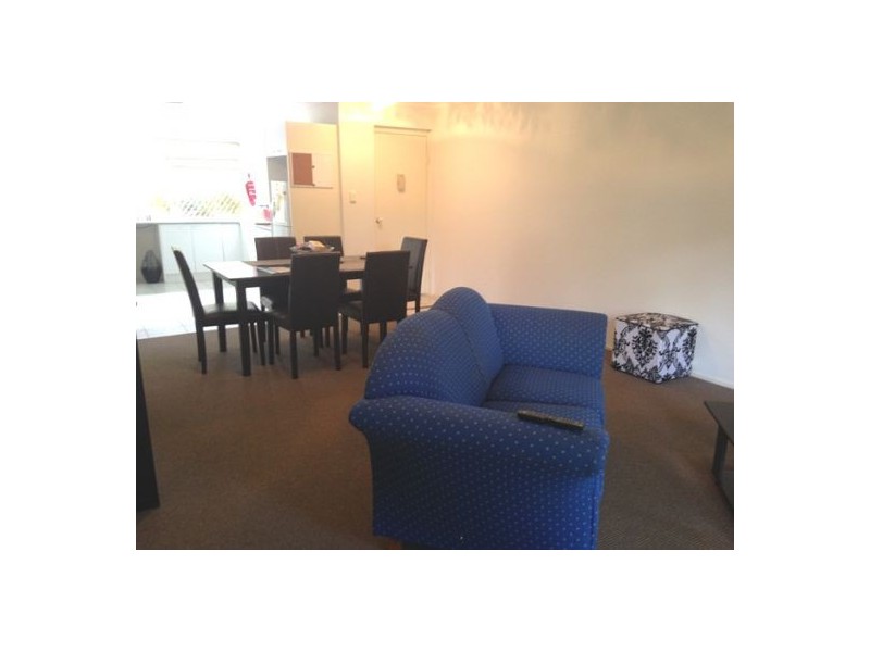 9/82 Lawrence Drive, Nerang QLD 4211