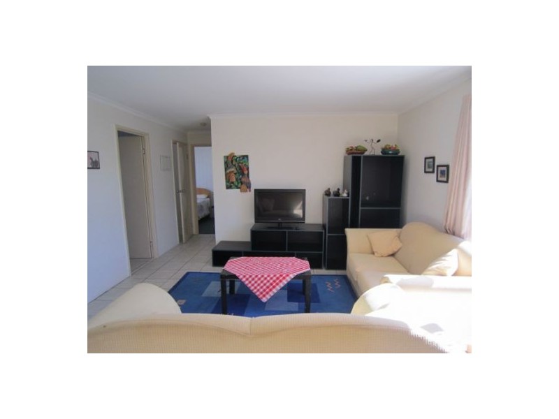 7/4 Baker Avenue, Labrador QLD 4215