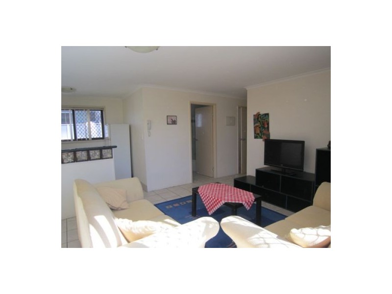 7/4 Baker Avenue, Labrador QLD 4215