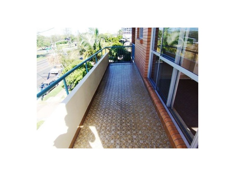 8/128 Marine Parade, Southport QLD 4215