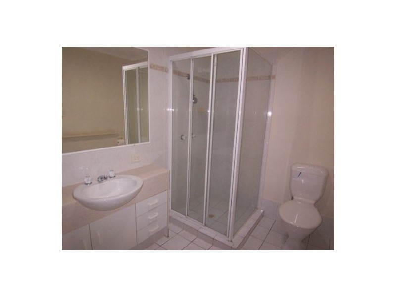 5/212 Central Street, Labrador QLD 4215