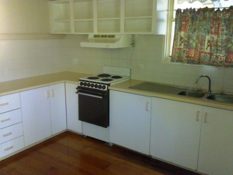 177 Anzac Avenue, Redcliffe QLD 4020