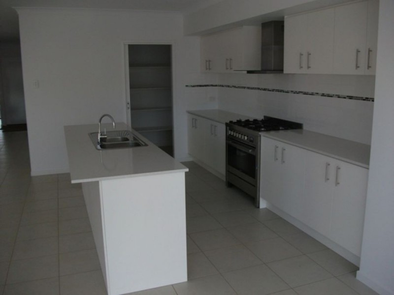 76a Victoria Avenue, Woody Point QLD 4019