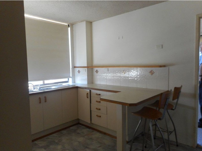 2 / 51 Marine Parade, Redcliffe QLD 4020