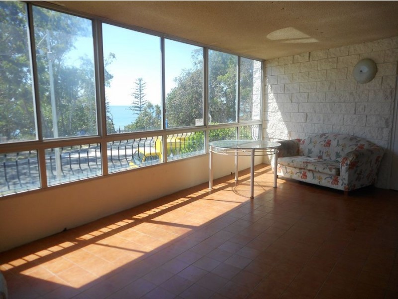 2 / 51 Marine Parade, Redcliffe QLD 4020