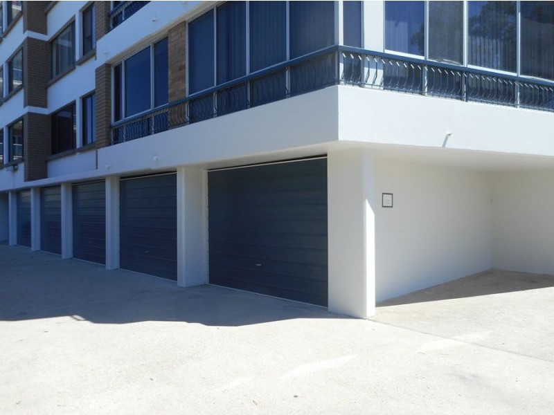 2 / 51 Marine Parade, Redcliffe QLD 4020