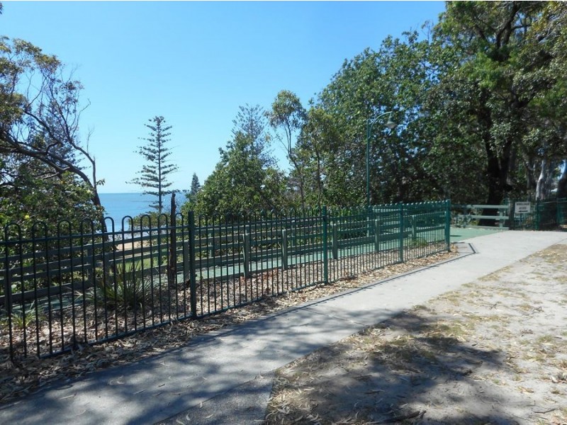 2 / 51 Marine Parade, Redcliffe QLD 4020