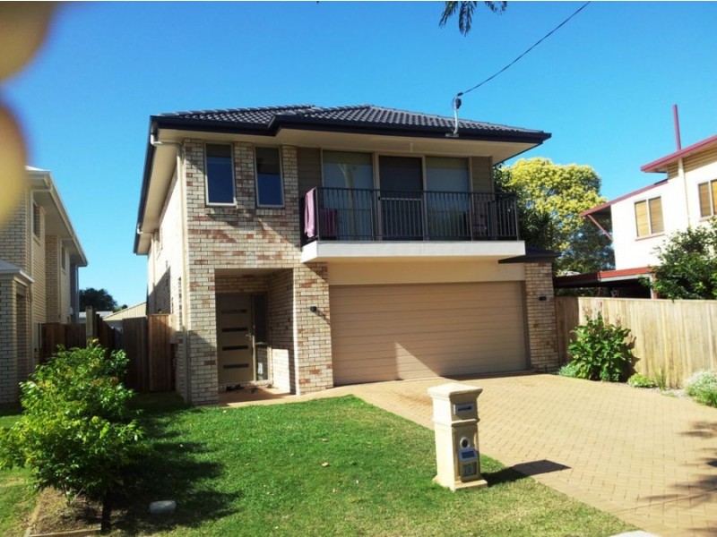 76 Victoria, Woody Point QLD 4019