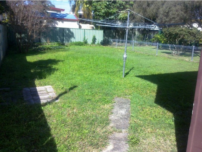 18 Ettie Street, Redcliffe QLD 4020