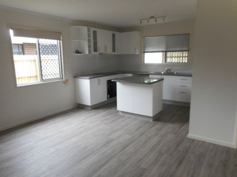 24 Sportsground St, Redcliffe QLD 4020