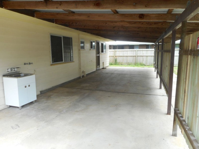 24 Sportsground St, Redcliffe QLD 4020