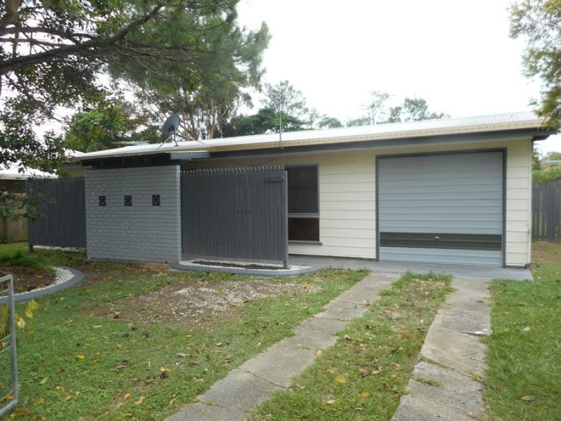 24 Sportsground St, Redcliffe QLD 4020