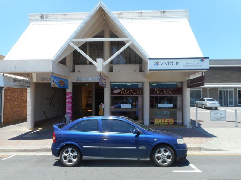 77 Redcliffe Parade, Redcliffe QLD 4020