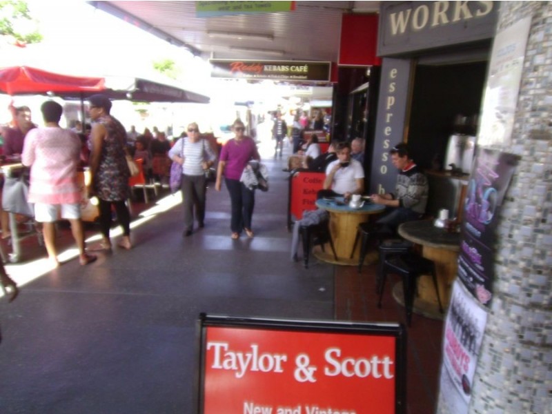 Shop 9 Cominos Arcade, 132 Sutton Street, Redcliffe QLD 4020