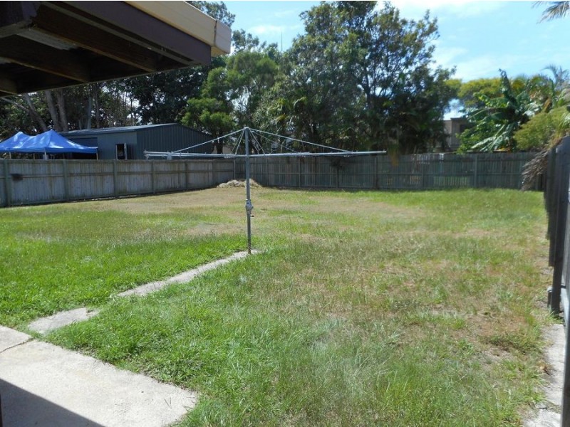 24 Sportsground Street, Redcliffe QLD 4020