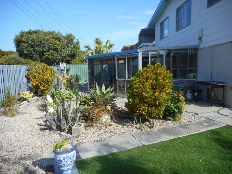 12 Wanganui St, Kippa-ring QLD 4021