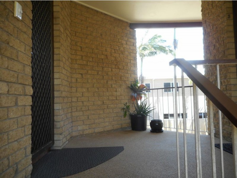 4/96 OXLEY AVENUE, Woody Point QLD 4019