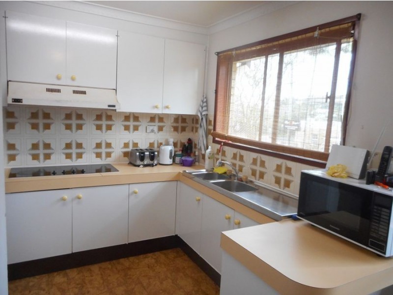4/96 OXLEY AVENUE, Woody Point QLD 4019