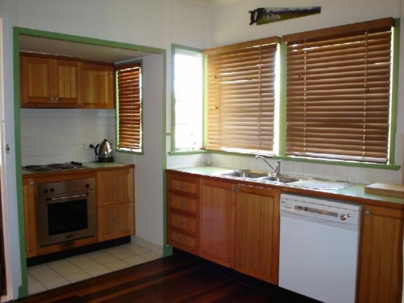 40 Grant Street, Redcliffe QLD 4020