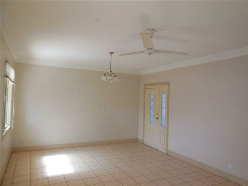 Oxley Avenue, Redcliffe QLD 4020
