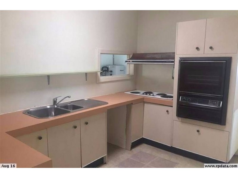 57 GRIFFITH ROAD, Scarborough QLD 4020