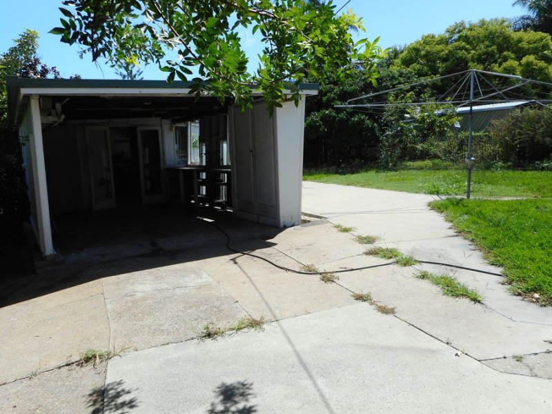 48 Anzac Ave, Redcliffe QLD 4020