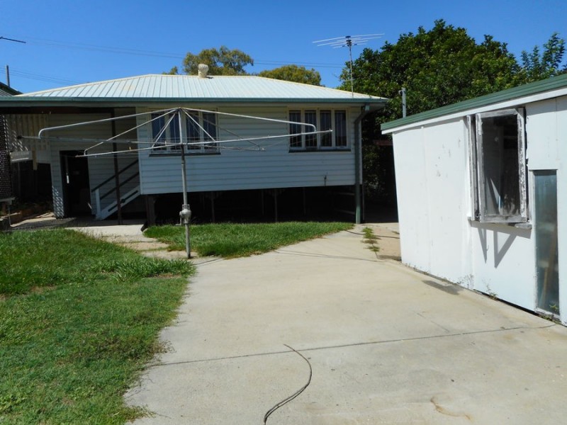 48 Anzac Ave, Redcliffe QLD 4020