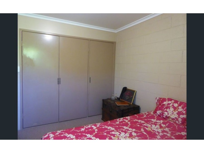 22 SILVYN STREET, Redcliffe QLD 4020