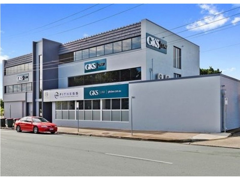 19 Creek Street, Redcliffe QLD 4020