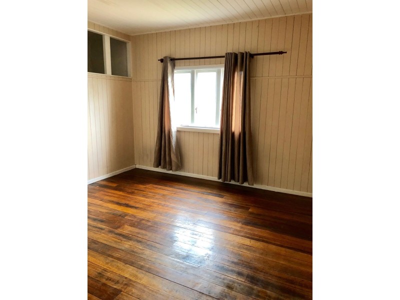 11 Hale Street, Margate QLD 4019