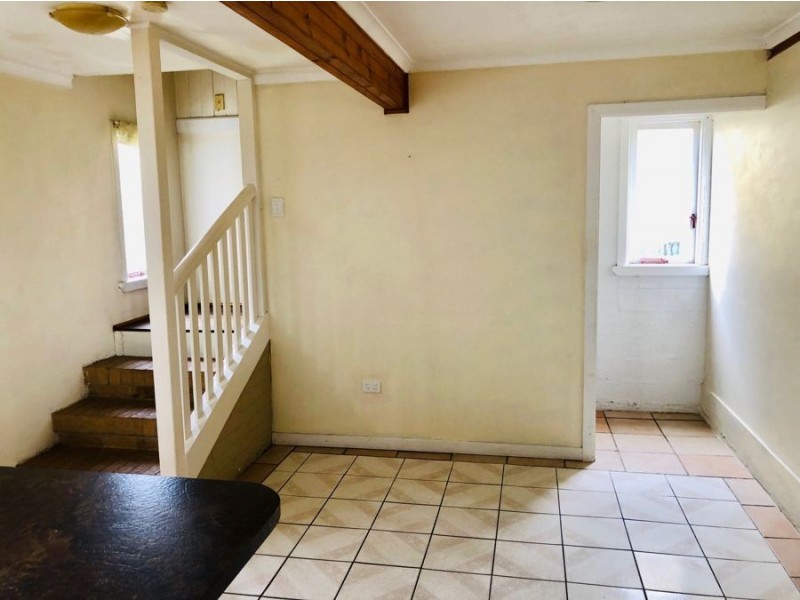 11 Hale Street, Margate QLD 4019